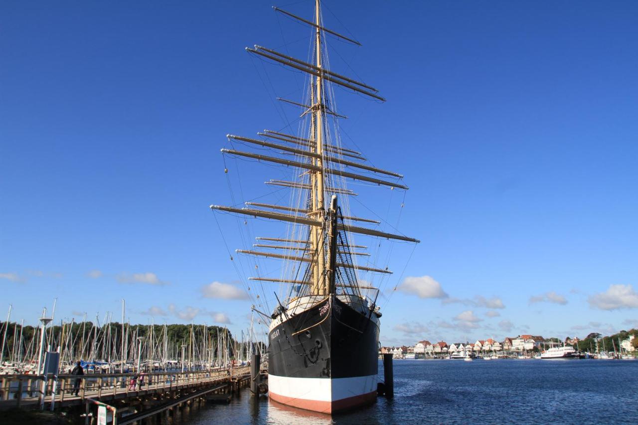 Slowdown Travemuende Lubeck Exterior photo